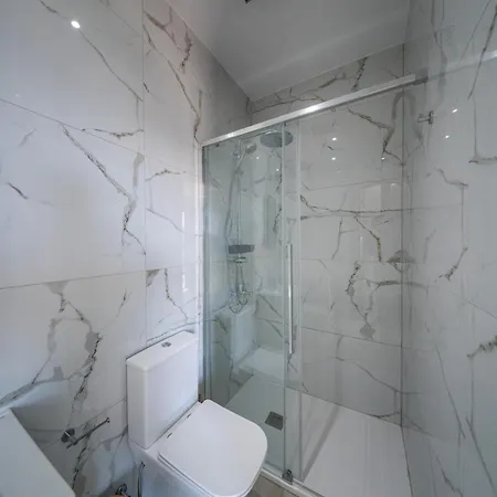 Apartament Skyline Luxury Studio, Ermou Walking Distance To Finikoudes *